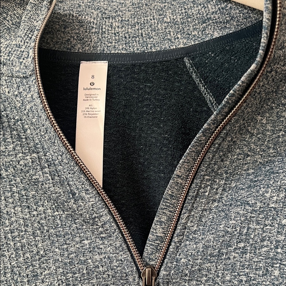 Lululemon Heathered Quarter-Zip Pullover Sweater - Blue - Size 8 - Picture 4 of 6
